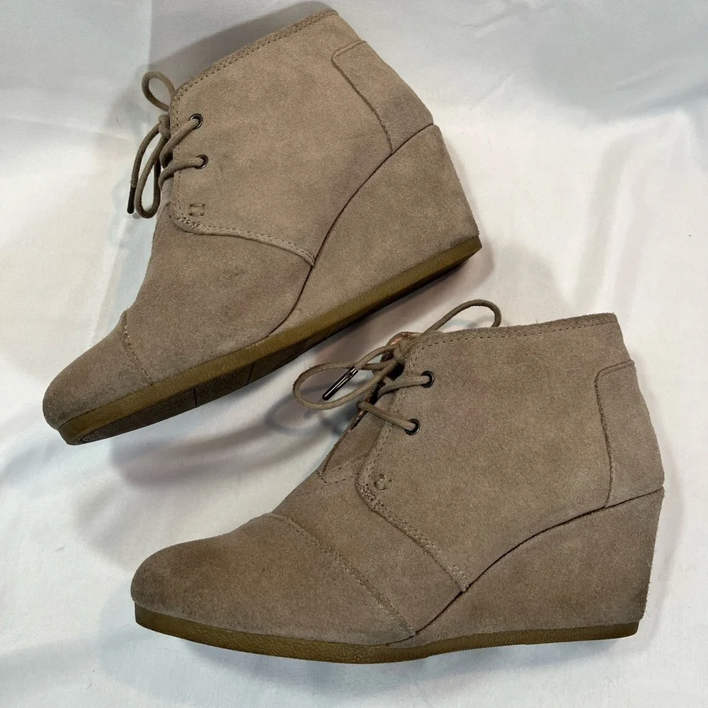 TOMS Tan Wedge Booties